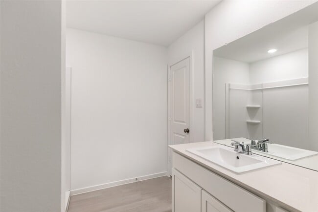 Building Photo - 917 Capracotta Dr