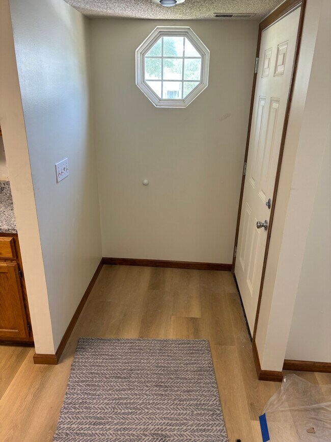 Building Photo - 1329 East 21st terrace