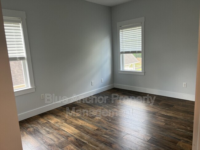 Building Photo - 153 Leeward Ln