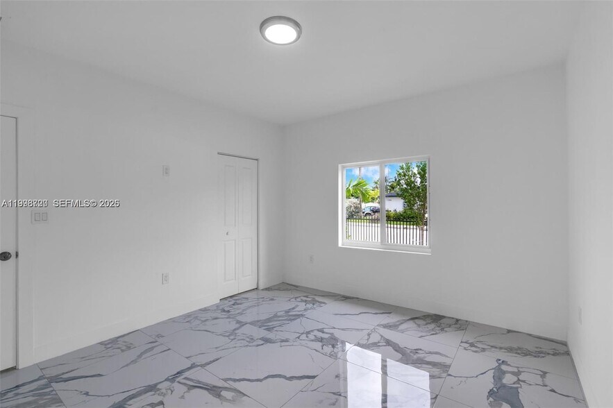 Building Photo - 11870 SW 220th St