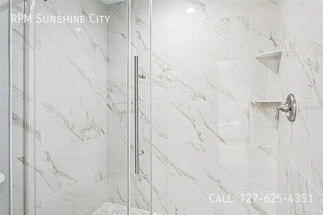 Building Photo - 769 Kingston Ct