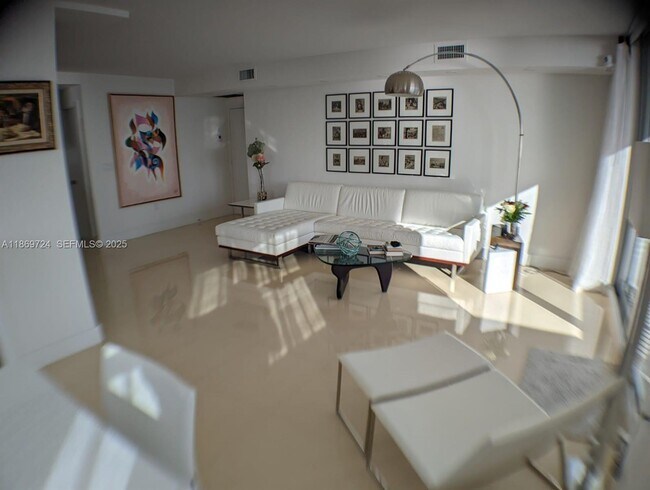 Building Photo - 9273 Collins Ave