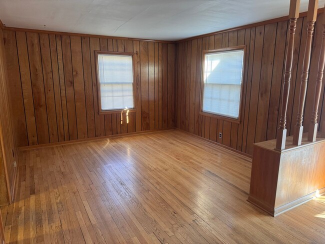 Building Photo - Adorable Waldo Location on Quiet Street