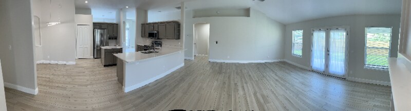 Building Photo - 12784 Chets Creek Dr N