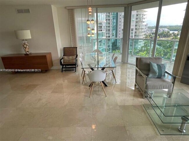 Building Photo - 250 Sunny Isles Blvd