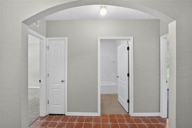 Building Photo - 16441 Treasure Point Dr