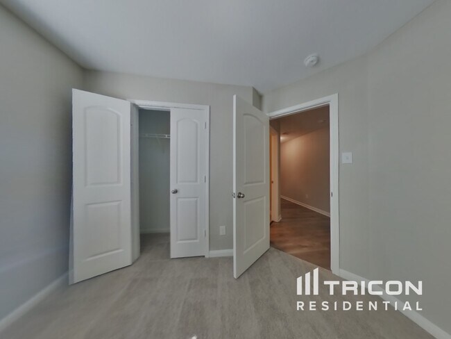 Building Photo - 24033 Wilde Dr