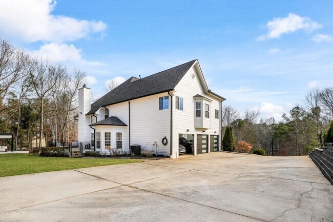 Building Photo - 1046 Wiley Bridge Rd