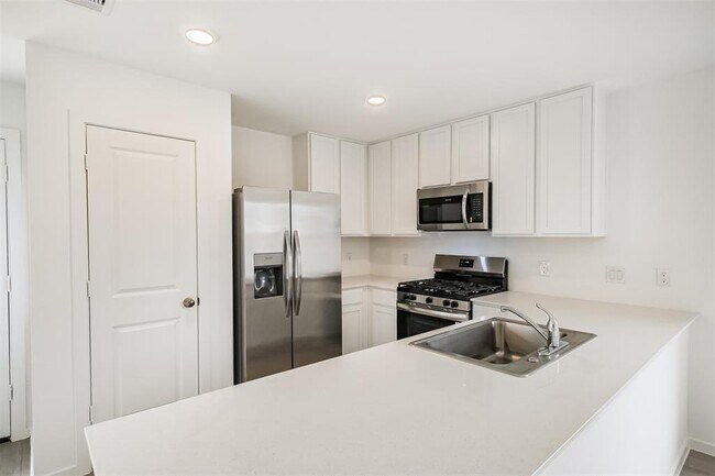 Building Photo - 6850 Lantana Leaf Ln