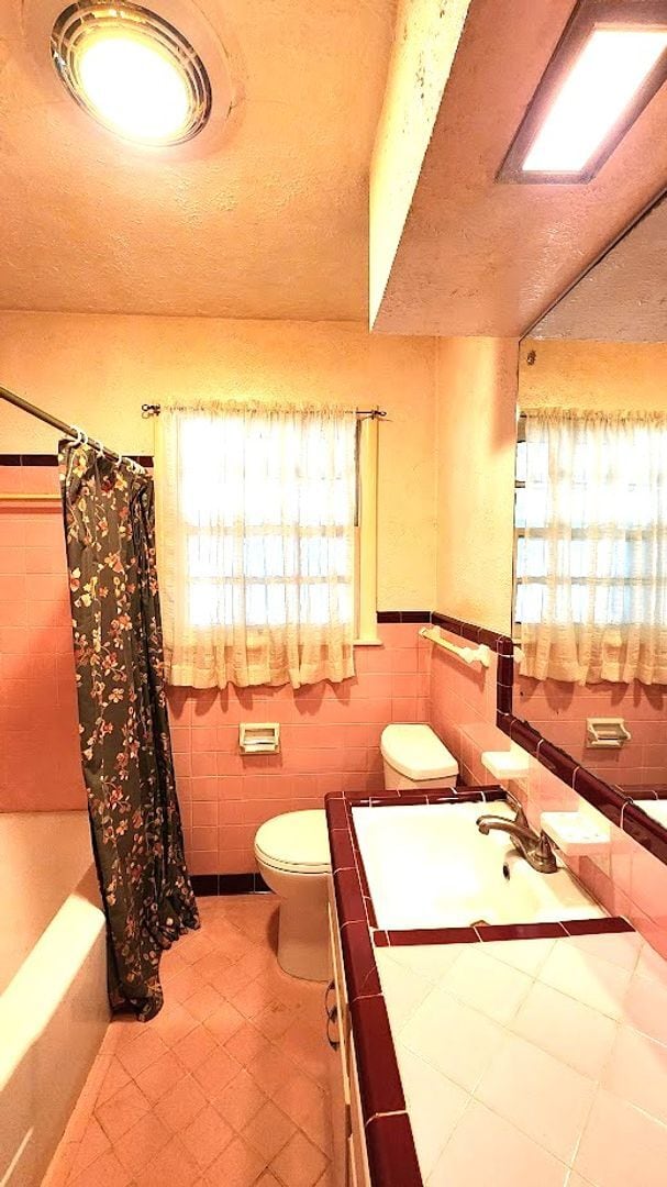 Building Photo - 3 Bed 1.5 Bath in the Coronado Heights 2nd Addn NW OKC