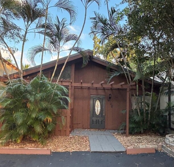 Primary Photo - 6180 NW 32nd Ter