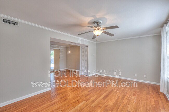 Building Photo - 109 Harrow Ct