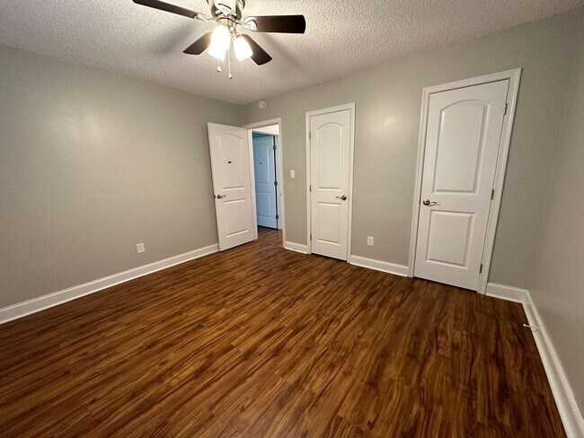 Building Photo - 1788 Solar Ln