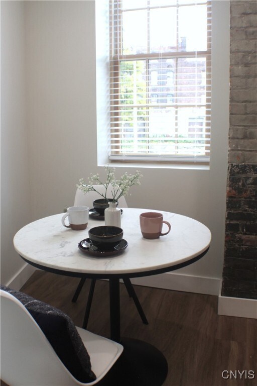 Building Photo - 110 Hotel St