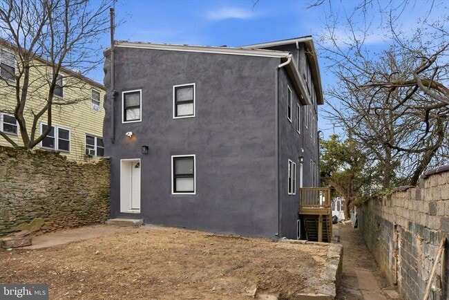 Building Photo - 4359 Fleming St