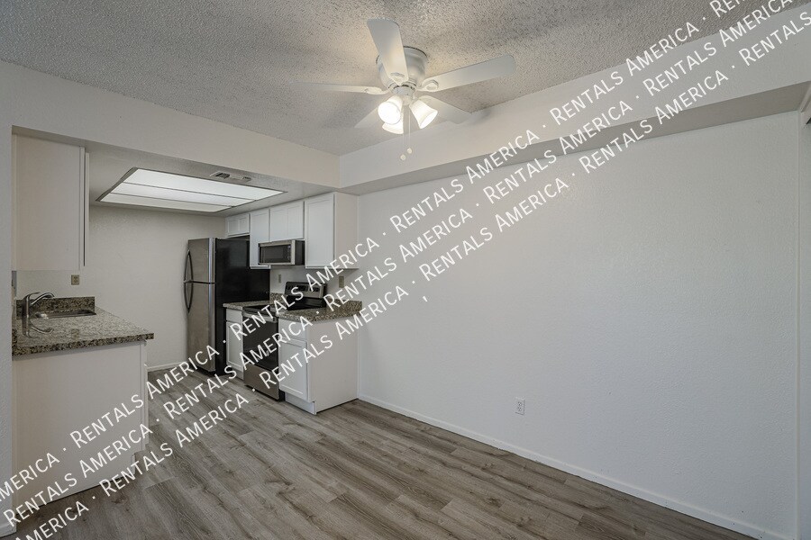 Building Photo - 6480 N 82nd St