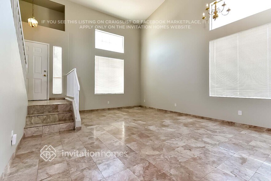 Building Photo - 904 Agave Ave