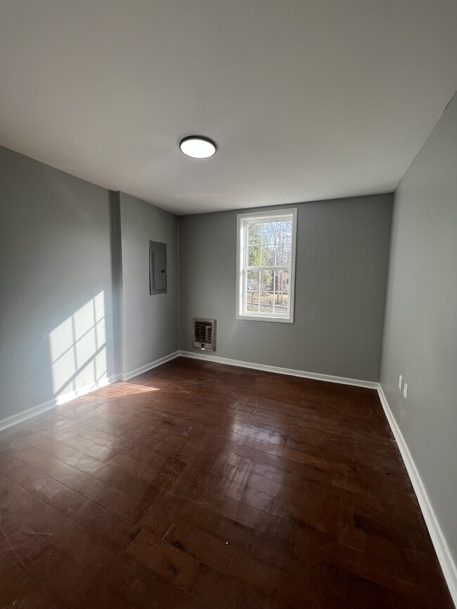 Building Photo - 932 Hatchie Ave