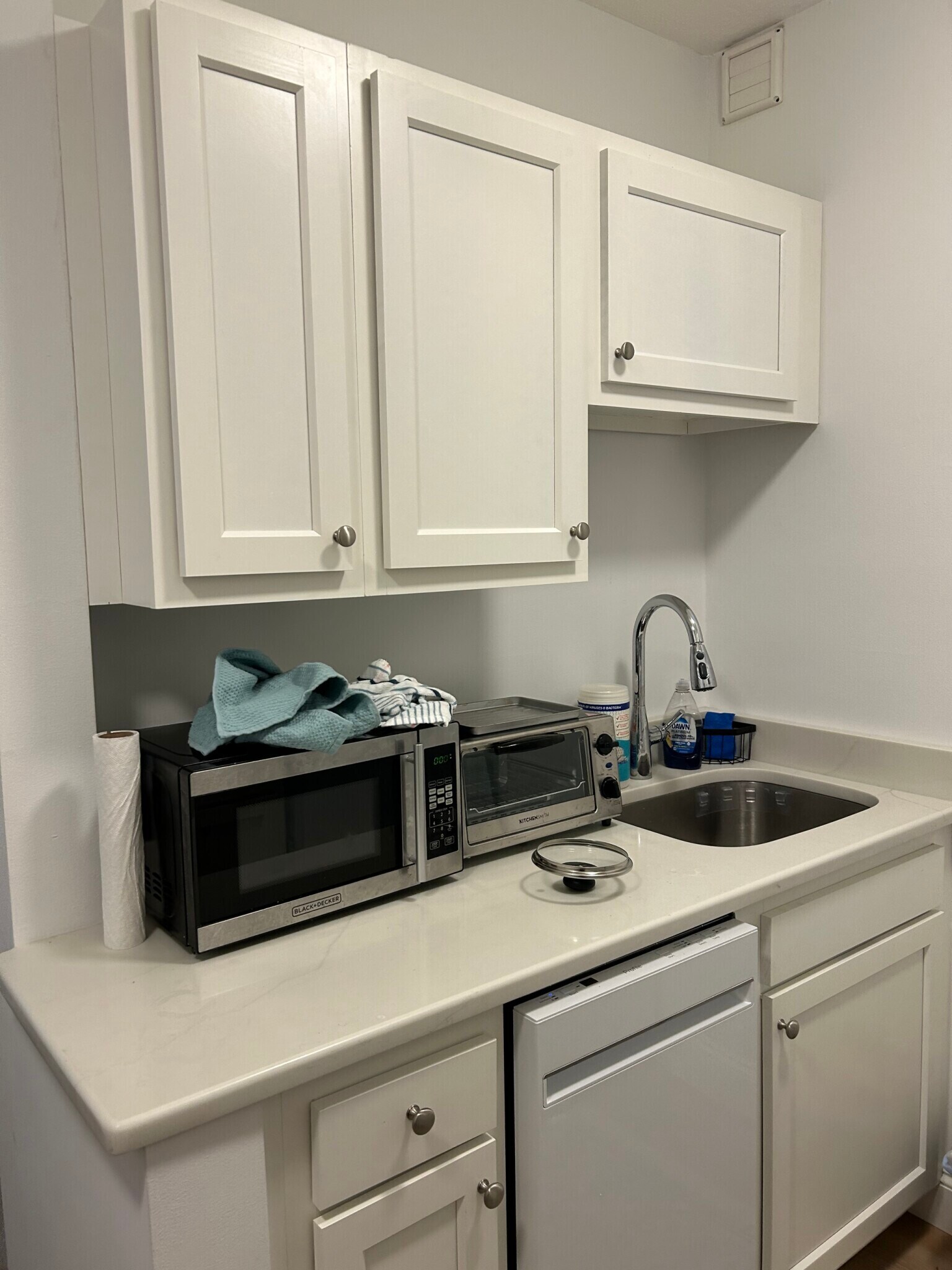 Building Photo - 111 Norway St