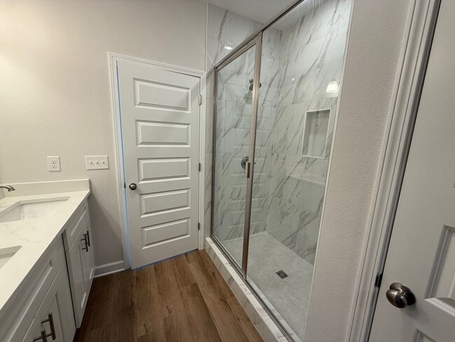 Building Photo - Brand New 3/2 home with fenced yard