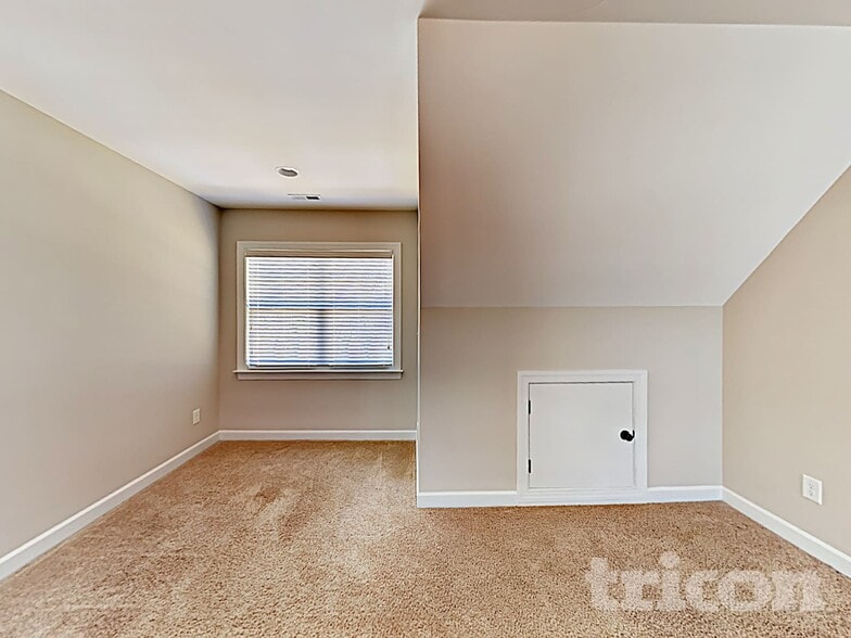 Building Photo - 69 Diamond Creek Dr