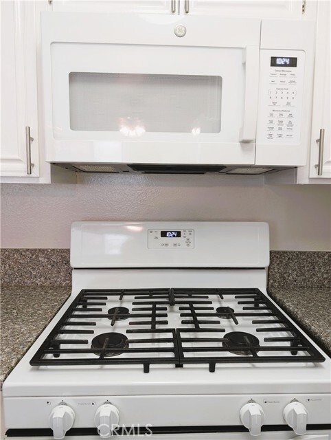 Building Photo - 11162 Camarillo St