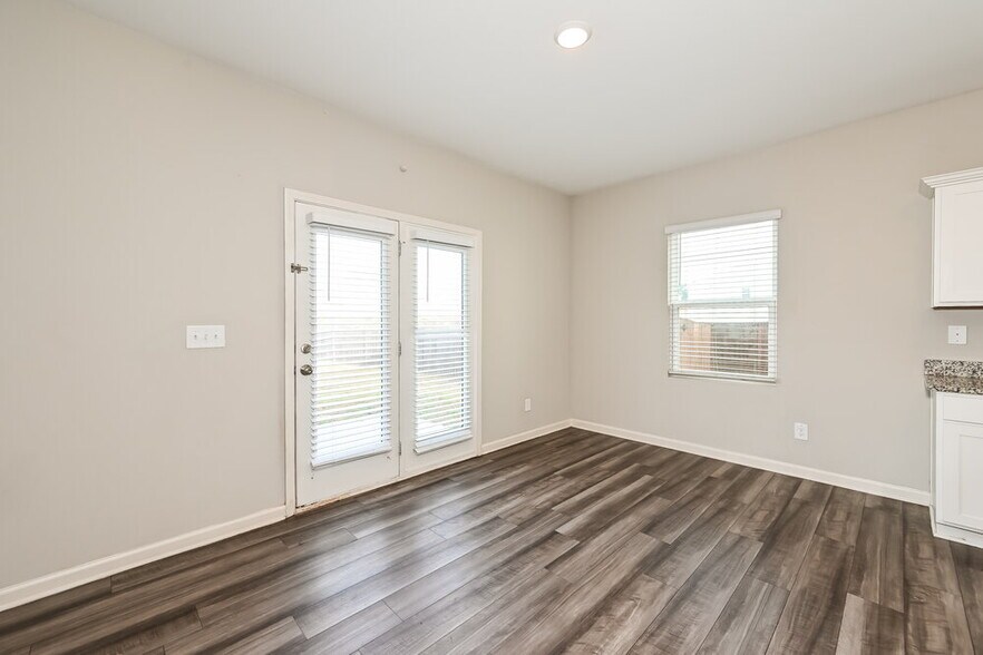 Building Photo - 941 Feldman Chase