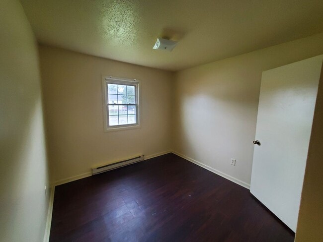 Building Photo - 3409 Calumet Pl