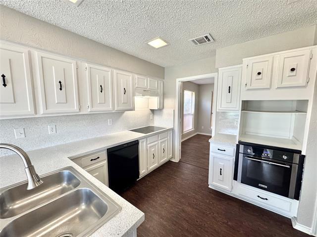Building Photo - 13320 Fall Manor Dr
