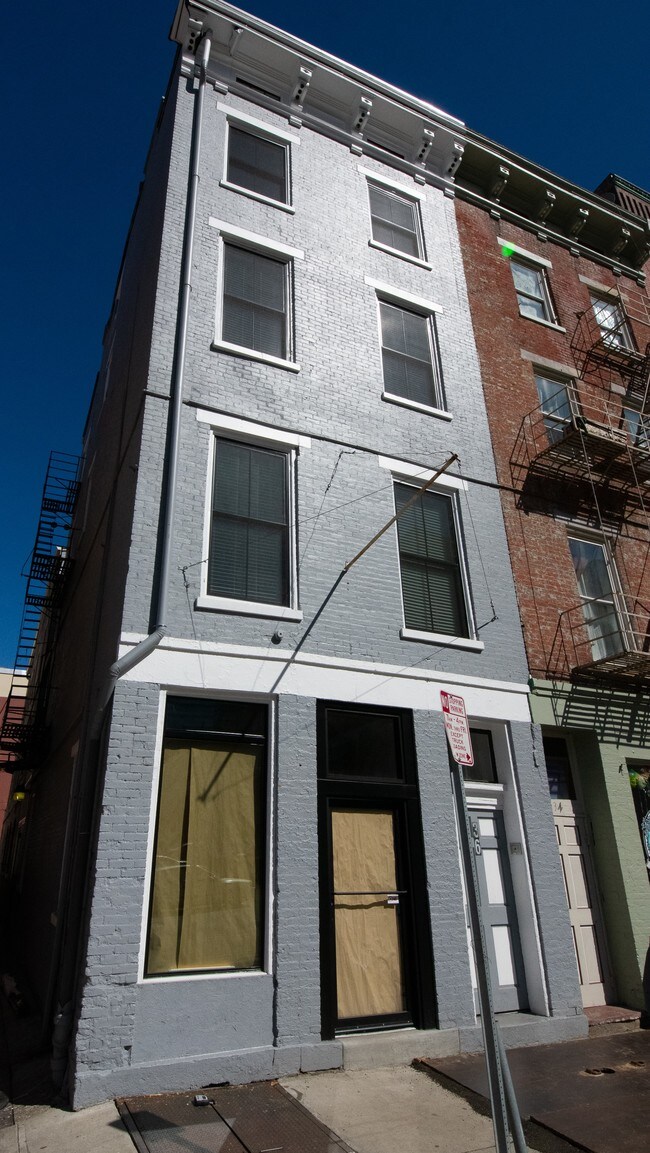 Building Photo - 36 W Court St