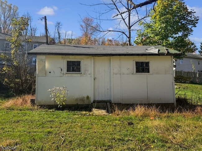 Building Photo - 5 Orams Ln