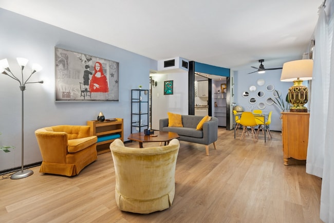 Building Photo - 5041 Cedar Springs Rd