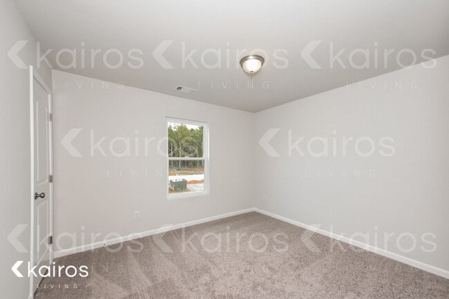 Building Photo - 826 Vistamount Path