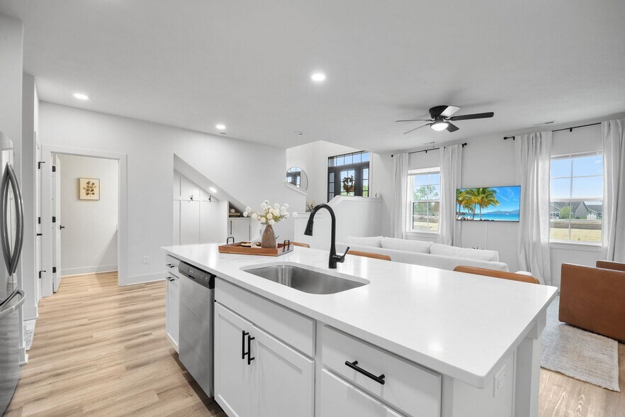 Interior Photo - West Heights Townhomes