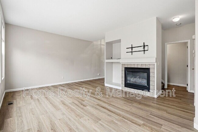 Building Photo - 5174 E 119th Way