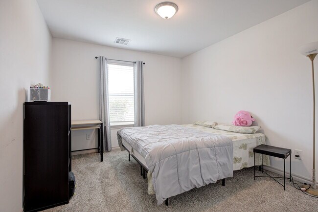 Building Photo - 14701 Travertine Fls Ln