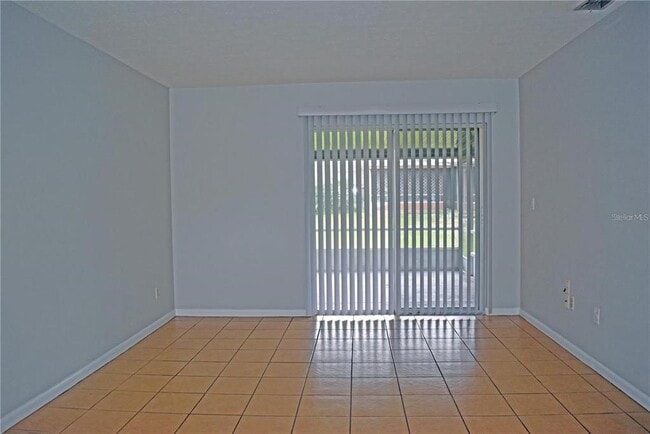 Building Photo - 9509 Fieldview Cir