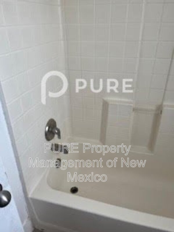 Building Photo - 415 Placido Martinez Ct NE