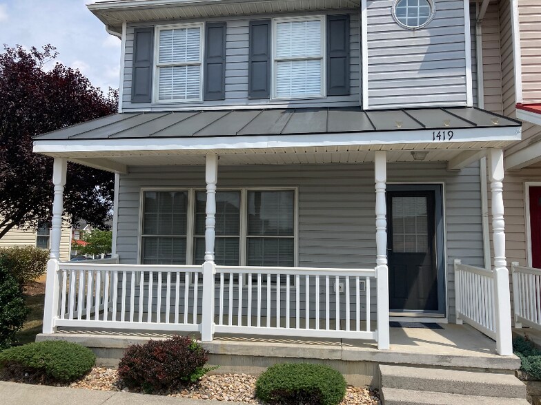 Primary Photo - 1419 Founders Way