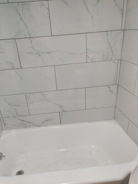 Building Photo - 37 Whitehall Rd