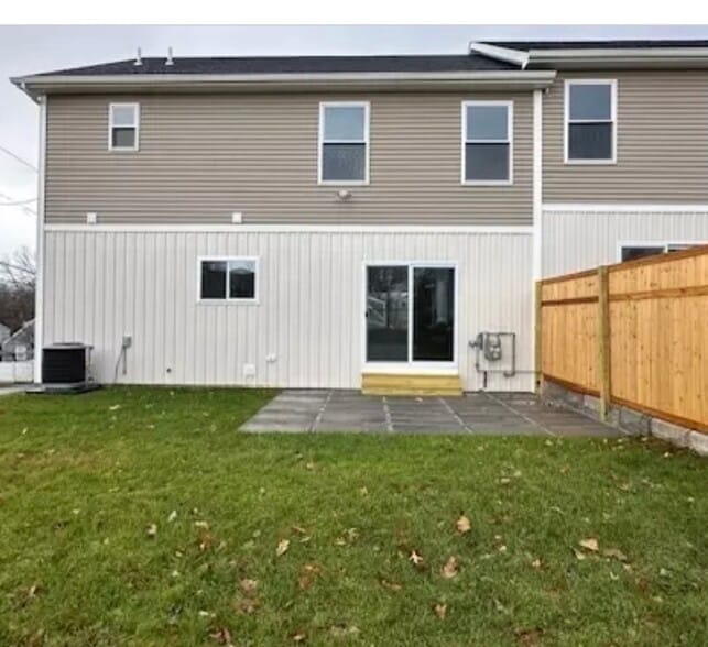 Backyard Patio - 62 Soundview Ave