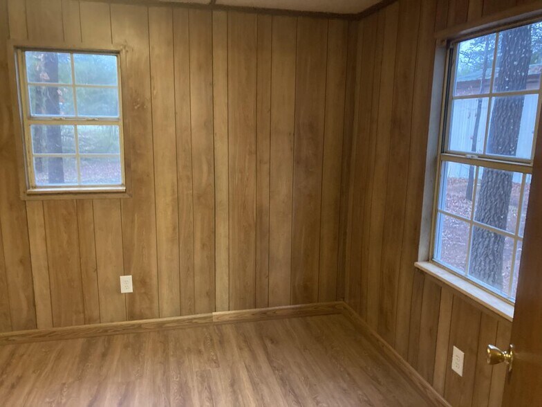 Building Photo - 179 Quarry Ln