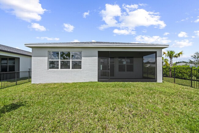 Building Photo - 11340 SW Lyra Dr.