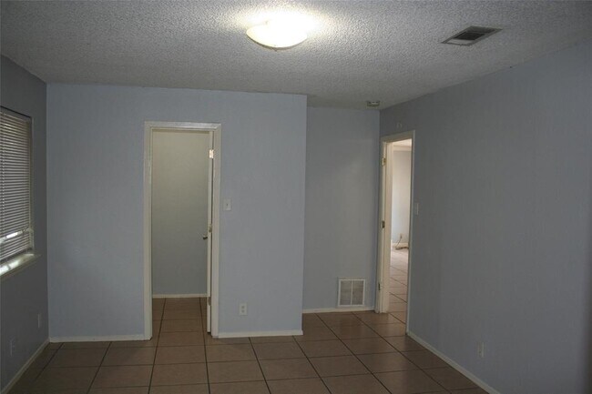 Building Photo - 5314 Atascosa Dr