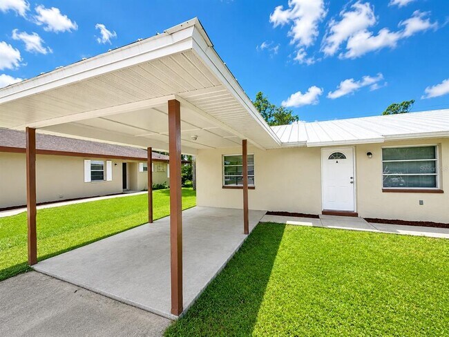 Building Photo - 257 Camillia Ln