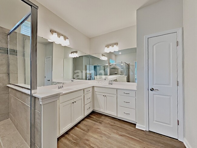 Building Photo - 2410 Abundance Ln