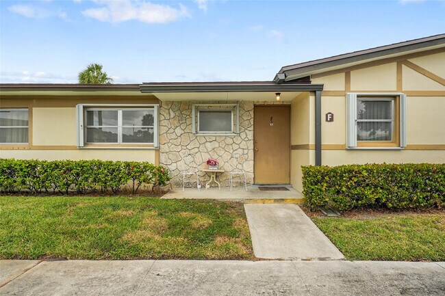 Primary Photo - 2769 Ashley Dr W