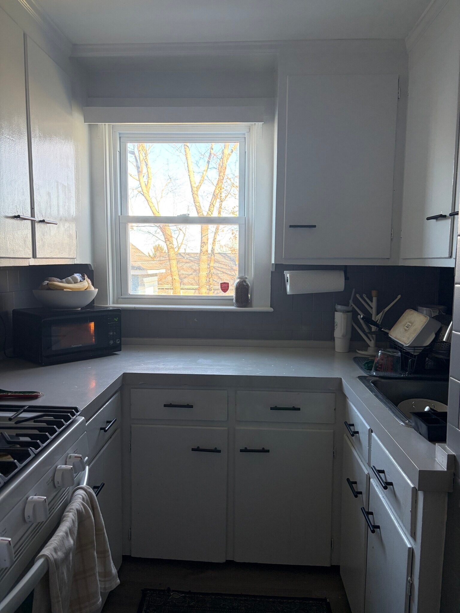 Building Photo - 400 Snell St