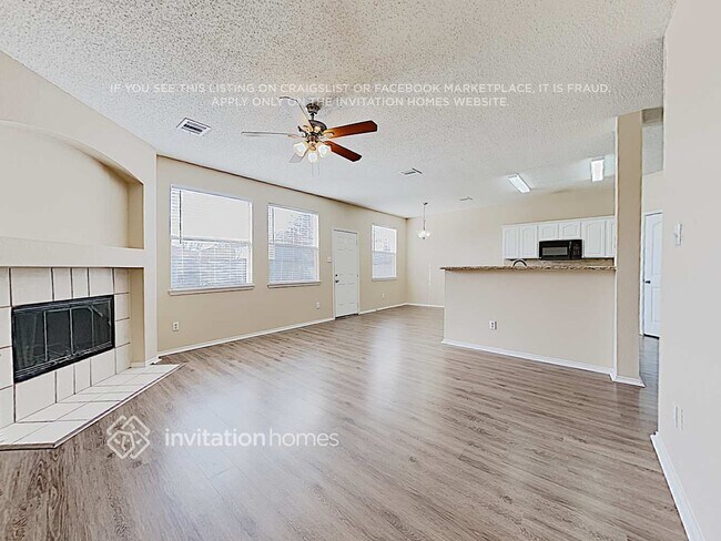 Building Photo - 1304 White Dove Ln