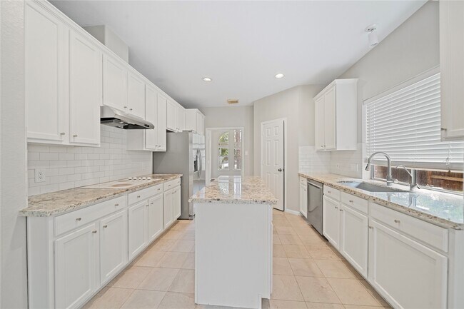 Building Photo - 18502 Eden Trails Ln